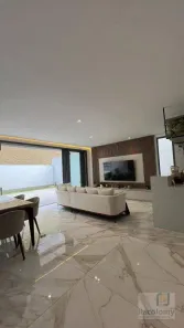 Casa de Condomínio com 3 Quartos para venda ou aluguel, 200m² no Tamboré, Santana de Parnaíba