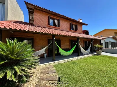 Sobrado com 3 Quartos à venda, 163m² no Centro, Imbé
