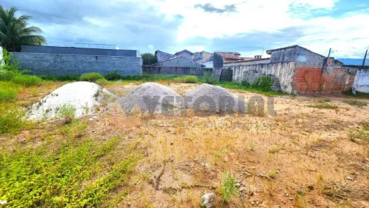 Lote/Terreno à venda, 724m² no Praia das Palmeiras, Caraguatatuba