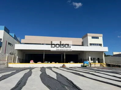 Galpão/Depósito/Armazém para alugar, 2600m² no Jardim Ivone, Bauru
