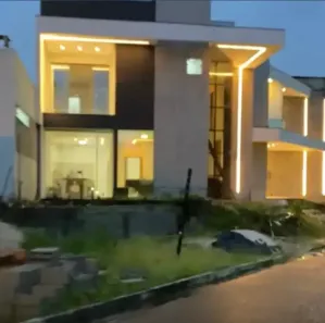 Casa de Condomínio com 4 Quartos à venda, 380m² no Coqueiro, Belém