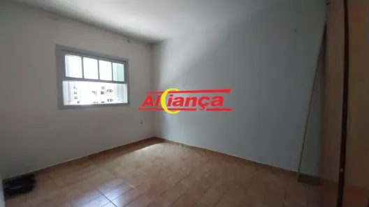 Casa com 2 Quartos para alugar, 75m² no Jardim Tamassia, Guarulhos