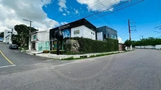 Prédio Comercial com 17 Quartos à venda, 585m² no Adrianópolis, Manaus