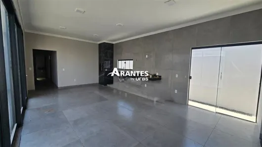 Casa com 2 Quartos à venda, 90m² no Jardim Ipanema, Uberlândia