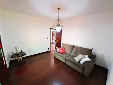 Casa com 5 Quartos à venda, 300m² no Caiçara-Adelaide, Belo Horizonte