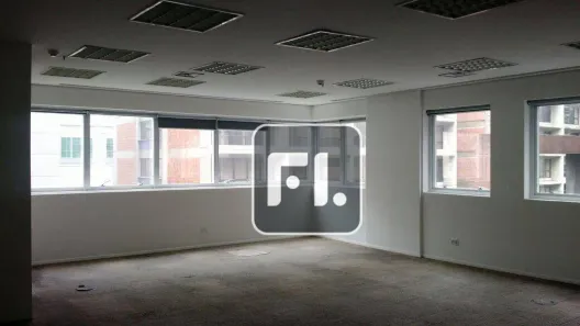 Sala Comercial para venda ou aluguel, 141m² no Vila Olímpia, São Paulo