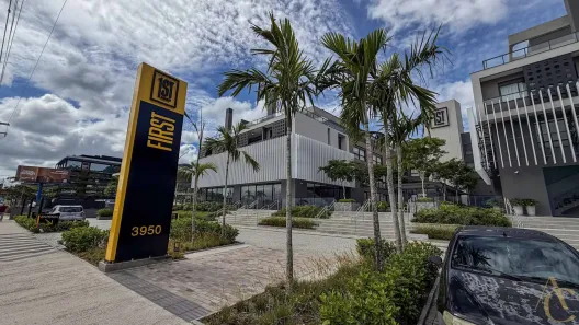 Ponto Comercial para alugar, 133m² no Saco Grande, Florianópolis