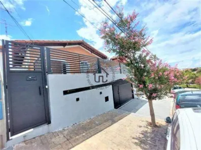 Casa com 3 Quartos para alugar, 222m² no Centro, Vinhedo