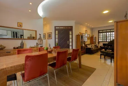 Casa com 3 Quartos à venda, 240m² no Jardim Riacho das Pedras, Contagem