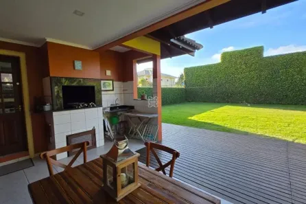 Casa com 3 Quartos à venda, 230m² no Jurerê Internacional, Florianópolis