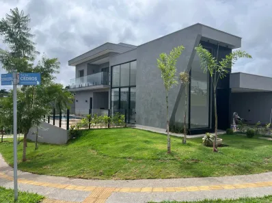 Casa de Condomínio com 4 Quartos à venda, 225m² no Jardins Bolonha, Senador Canedo