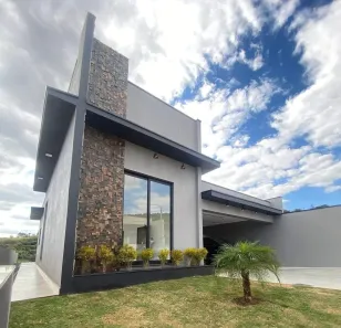 Casa com 3 Quartos à venda, 160m² no Centro, Serra Negra