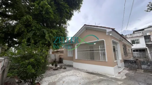 Casa com 3 Quartos à venda, 200m² no Vila Kosmos, Rio de Janeiro