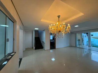 Casa de Condomínio com 4 Quartos para alugar, 280m² no Loteamento Portal do Sol II, Goiânia