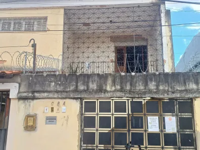 Casa com 6 Quartos à venda, 750m² no Padre Andrade, Fortaleza
