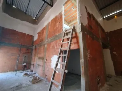 Galpão/Depósito/Armazém para alugar, 563m² no Vila Engler, Bauru