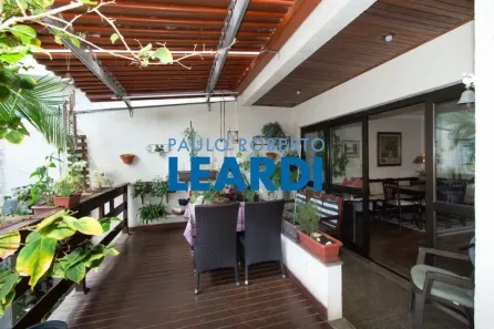 Casa com 4 Quartos à venda, 493m² no Campo Belo, São Paulo