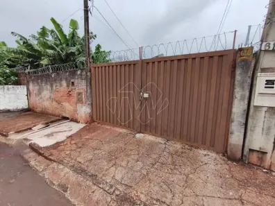 Casa com 2 Quartos para alugar, 65m² no Centro, Araraquara