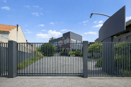 Ponto Comercial à venda, 394m² no Santa Felicidade, Curitiba
