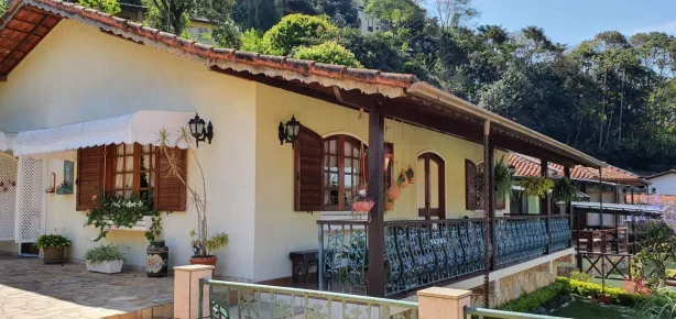 Casa com 4 Quartos à venda, 182m² no Cônego, Nova Friburgo