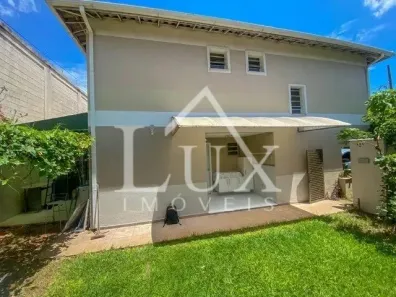 Casa com 3 Quartos à venda, 300m² no Cabral, Contagem