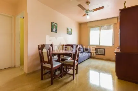 Apartamento com 1 Quarto para alugar, 46m² no Passo da Areia, Porto Alegre