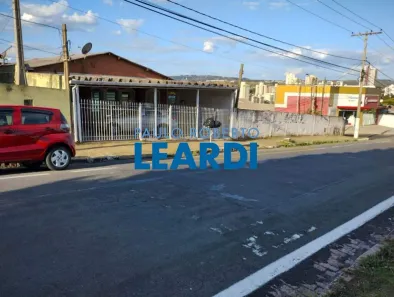 Casa com 2 Quartos à venda, 163m² no Jardim Santo Antônio, Valinhos