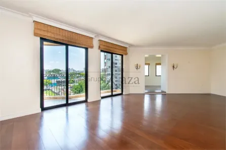 Apartamento com 4 Quartos à venda, 252m² no Moema, São Paulo