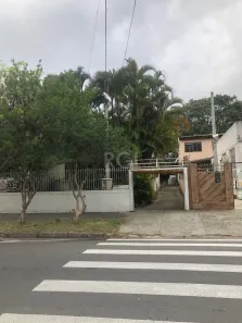 Casa com 3 Quartos à venda, 201m² no Jardim Botânico, Porto Alegre