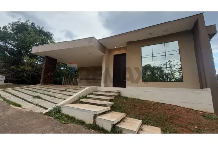 Casa de Condomínio com 3 Quartos à venda, 330m² no Setor Habitacional Tororó, Brasília
