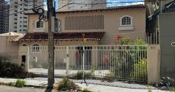 Casa com 4 Quartos à venda, 370m² no Duque de Caxias, Cuiabá