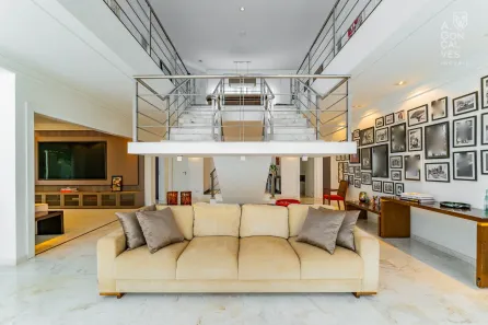 Casa de Condomínio com 4 Quartos à venda, 580m² no Santa Felicidade, Curitiba