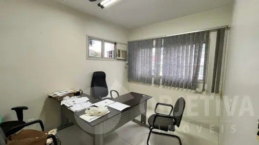 Sala Comercial para alugar, 30m² no Bom Jesus, Uberlândia