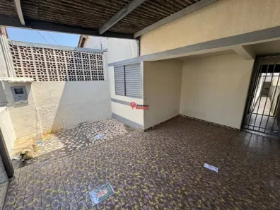 Casa com 3 Quartos para alugar, 130m² no Vila Alves, Santa Bárbara D'Oeste