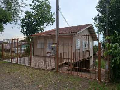 Casa com 3 Quartos à venda, 40m² no Rubem Berta, Porto Alegre