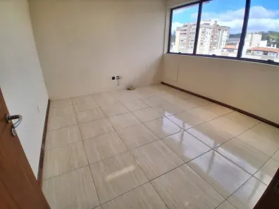 Sala Comercial à venda, 29m² no Menino Deus, Porto Alegre