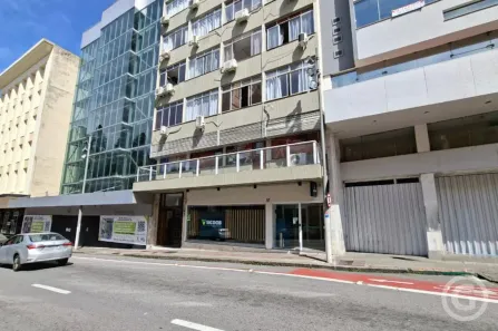 Sala Comercial para alugar, 271m² no Centro, Florianópolis