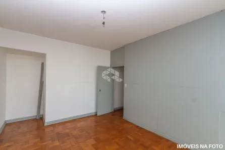 Sala Comercial à venda, 122m² no Floresta, Porto Alegre