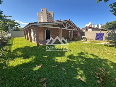 Casa com 3 Quartos à venda, 202m² no Jardim Nomar, Caraguatatuba
