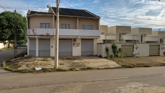 Sobrado com 4 Quartos à venda, 367m² no Jardim Marques de Abreu, Goiânia