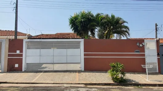 Casa com 3 Quartos à venda, 200m² no Jardim Cavallari, Marília