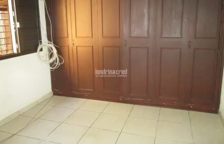Casa com 3 Quartos à venda, 173m² no Vila Larsen 1, Londrina