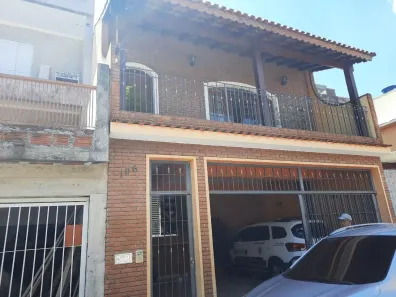 Casa com 3 Quartos à venda, 250m² no Vila Iório, São Paulo