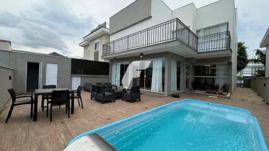 Casa com 4 Quartos à venda, 379m² no Santa Regina, Camboriú