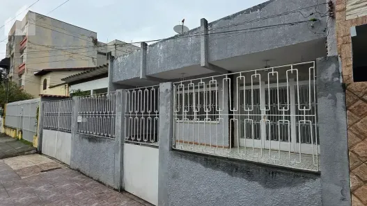 Casa com 3 Quartos à venda, 133m² no Caonze, Nova Iguaçu