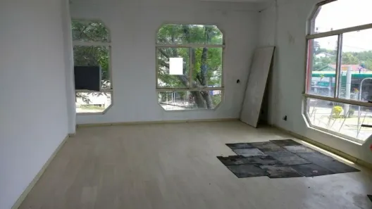 Sala Comercial para alugar, 60m² no Vila Nova, Porto Alegre