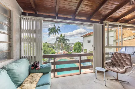 Casa com 4 Quartos à venda, 320m² no Três Figueiras, Porto Alegre