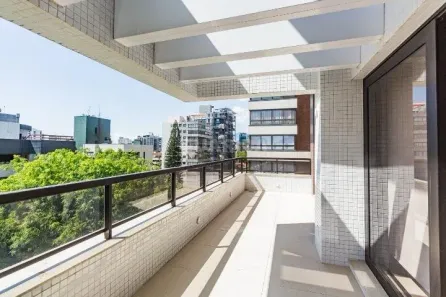 Apartamento com 4 Quartos para alugar, 303m² no Petrópolis, Porto Alegre