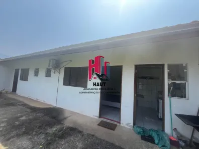 Casa com 2 Quartos para alugar, 180m² no Maranduba, Ubatuba