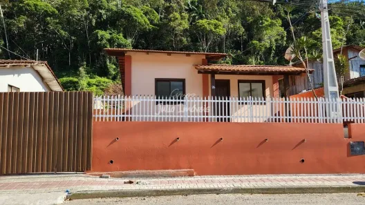 Casa com 2 Quartos para alugar, 80m² no Limeira Alta, Brusque